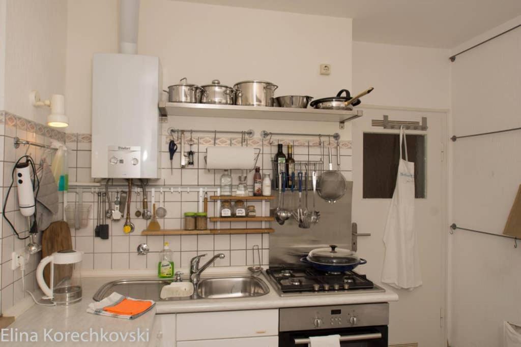 Bahnhofsnahe, Ruhige Und Sonnige 2 Zimmerwohnung Im Dichterviertel Apartment Wiesbaden